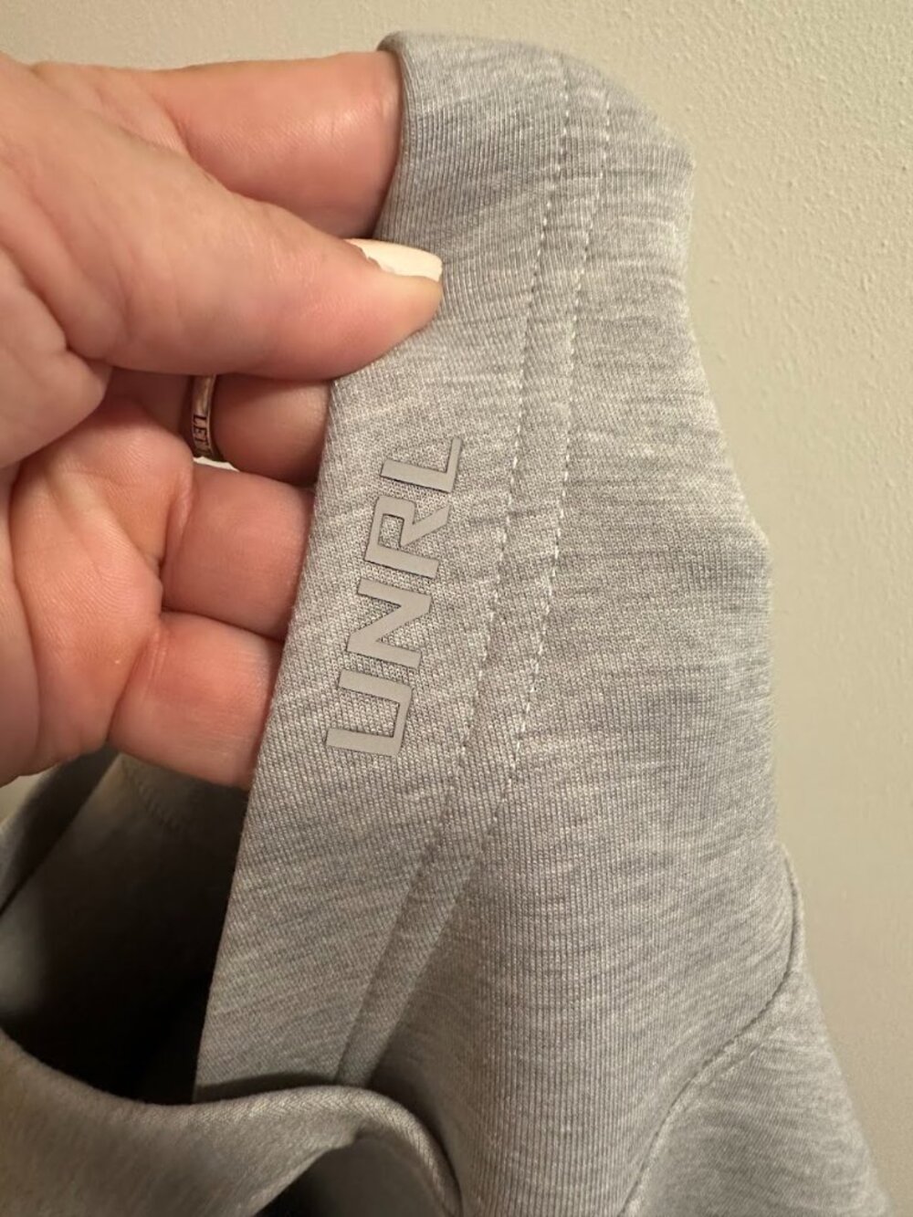 UNRL NWT Luxbreak Hoodie - Size Small - Picture 4 of 7